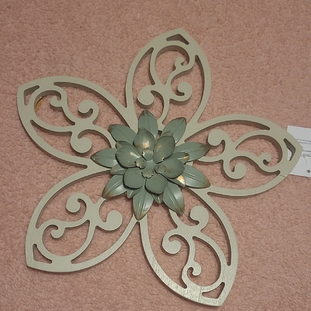 Set Of 2 Elegant Green Floral Wall Decor